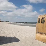 Hotel Strandraeuber 3*