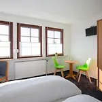 Strandraeuber Hotel Kalifornien