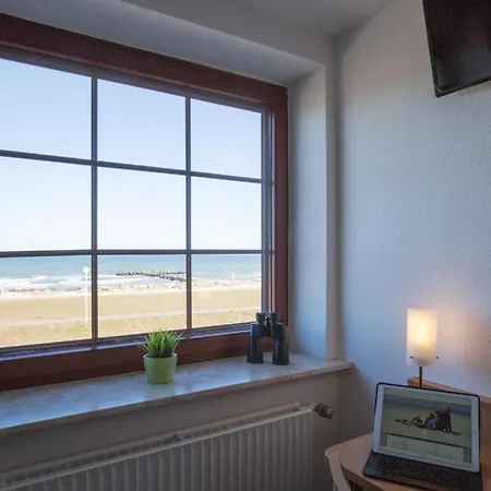 Strandraeuber Hotel 3*