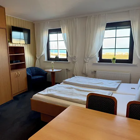 Hotel Strandraeuber 3*