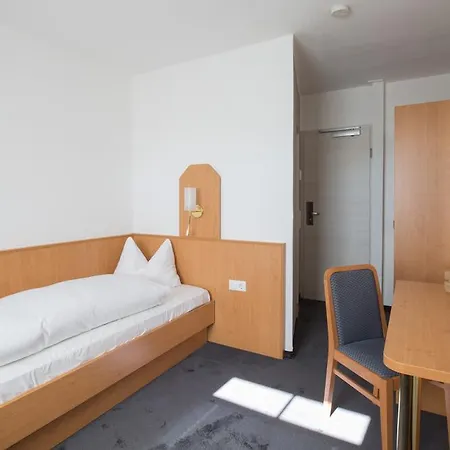 Strandraeuber מלון 3*