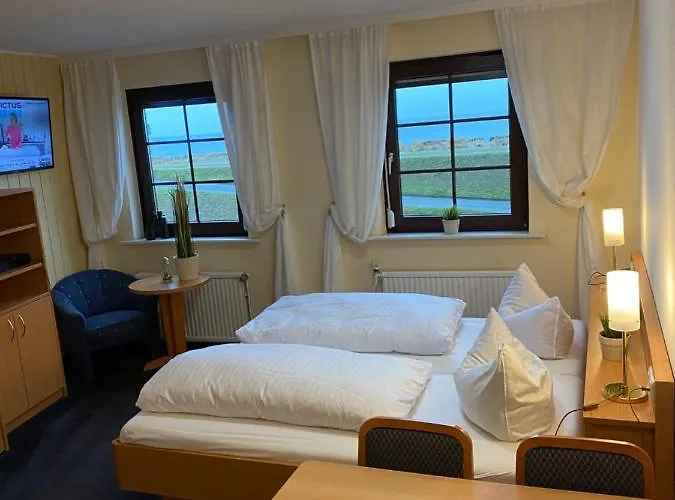 Strandräuber Hotell 3*
